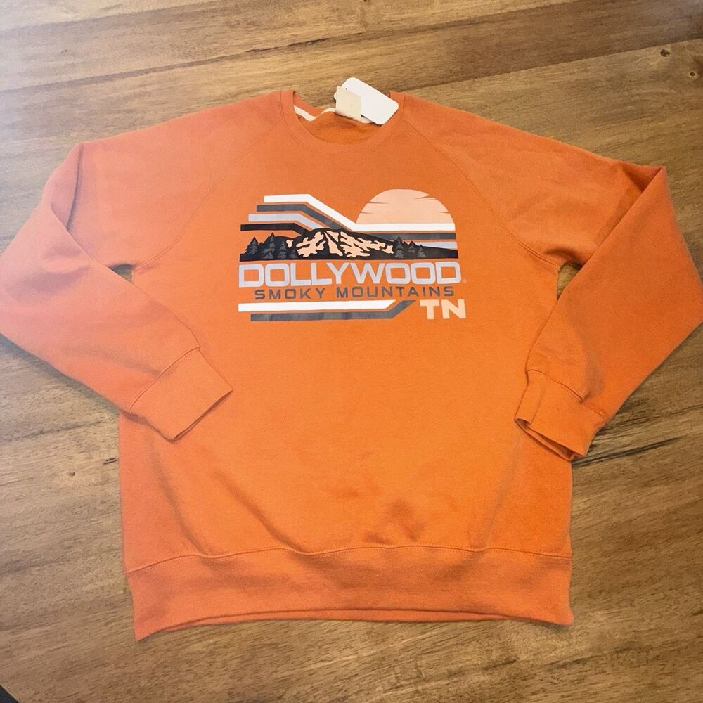 NWT Dollywood Sweatshirt Dolly Parton‎ Large Crewneck Orange Smoky Mountains New